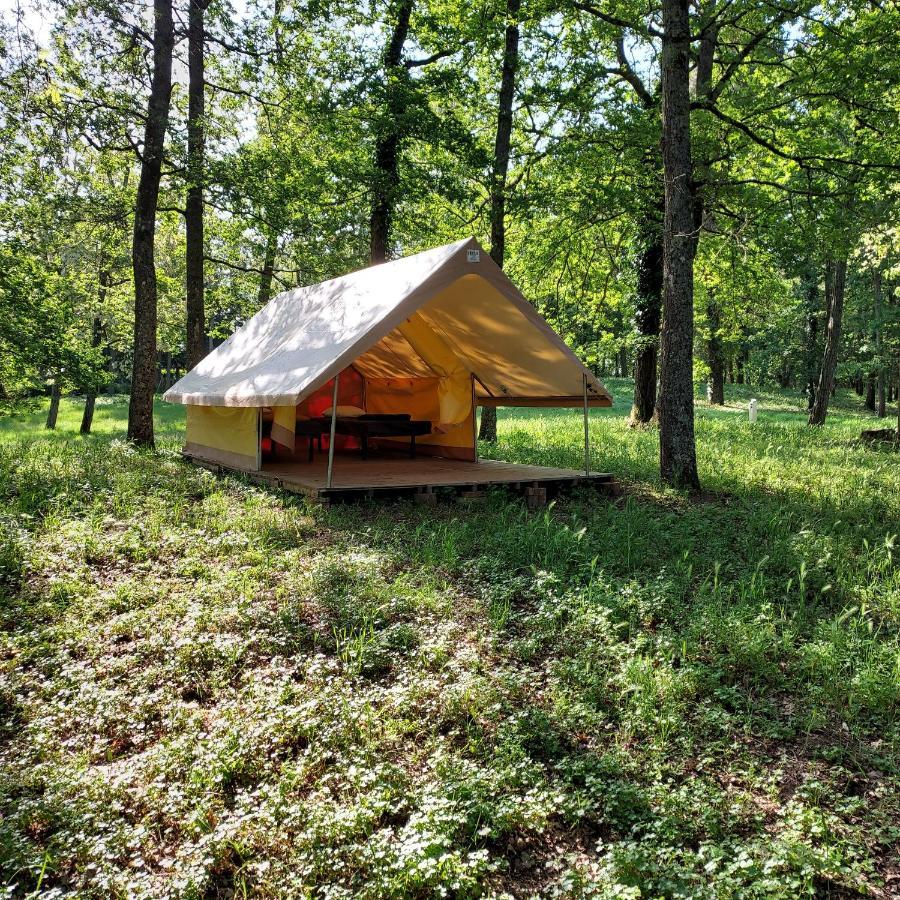 Camping Onlycamp Le Port Saint-Benoit-sur-Loire Bagian luar foto