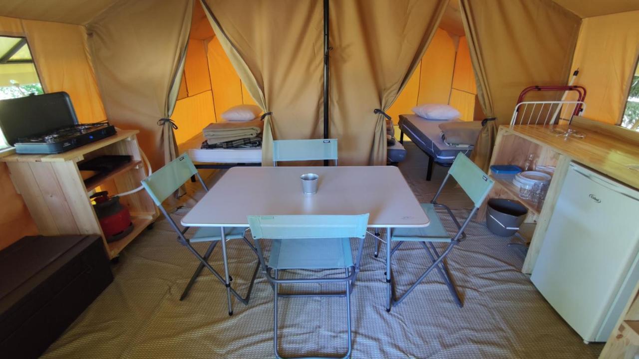 Camping Onlycamp Le Port Saint-Benoit-sur-Loire Bagian luar foto