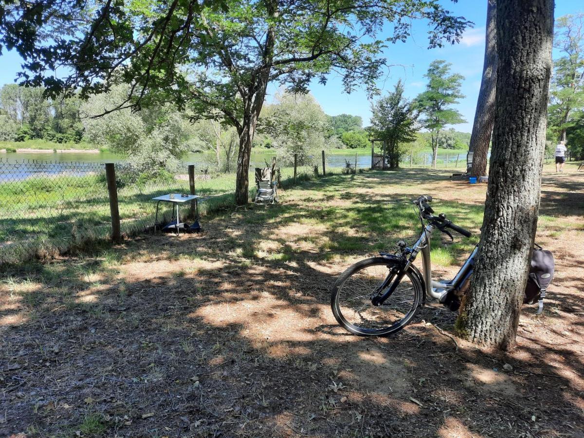 Camping Onlycamp Le Port Saint-Benoit-sur-Loire Bagian luar foto